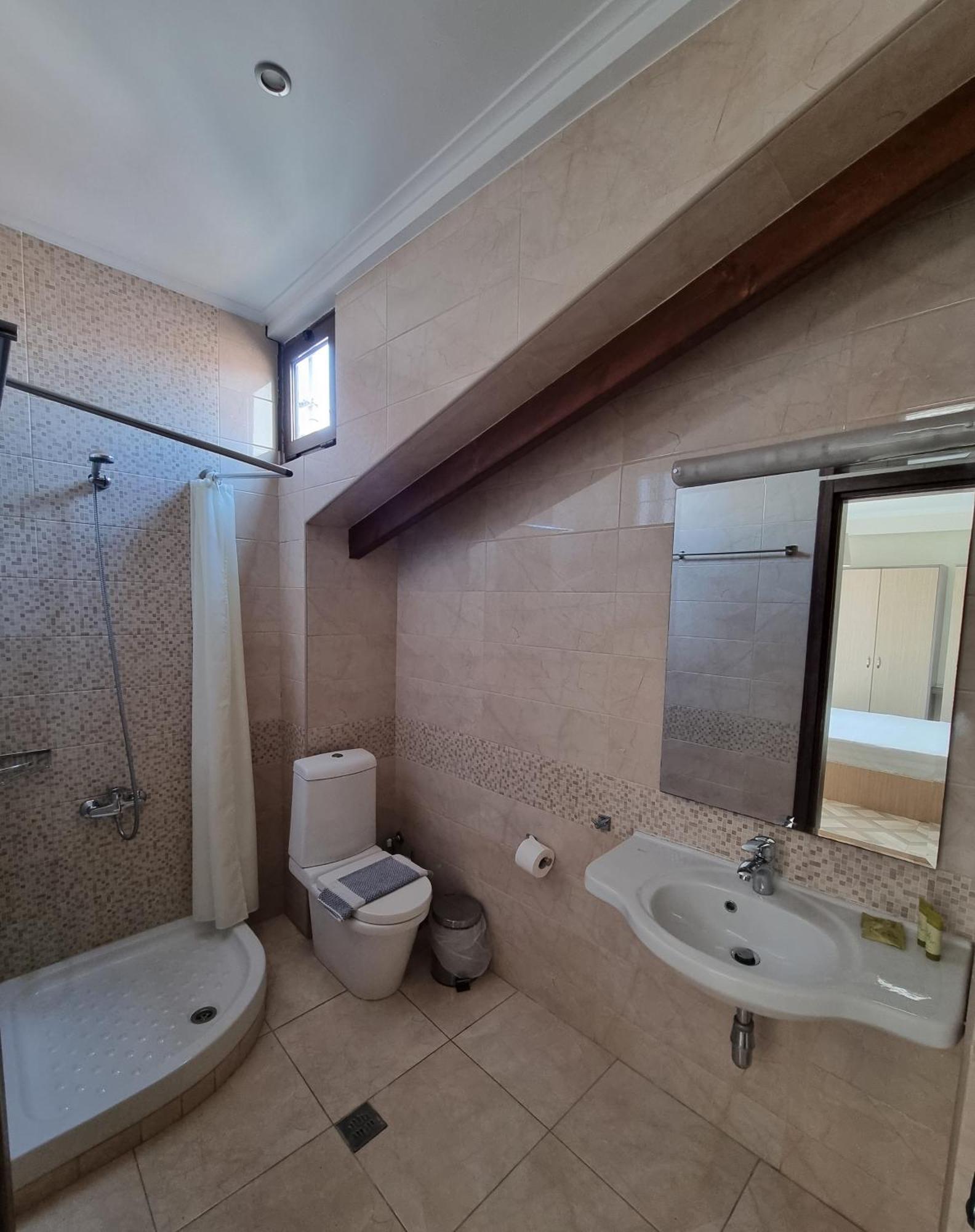 Sissy'S Boutique Apartments Paralía Екстериор снимка